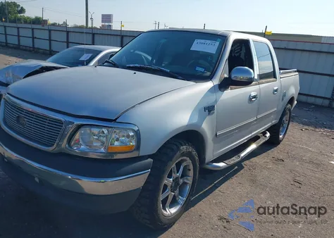 2002 Ford F150 Lariat/Xlt из США, поврежденный, VIN 1FTRW07LX2KA04473